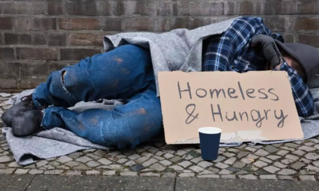 Seseorang Homeless Yang Tidak Memiliki Tempat Tinggal