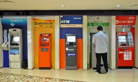 Teknologi Mesin Uang ATM Yang Banyak Tersebar Di Jalan