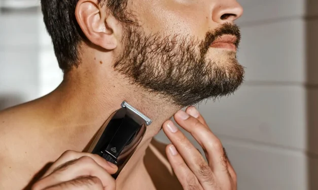 Penampilan Wajah Dengan Adanya Kumis Yang Terawat