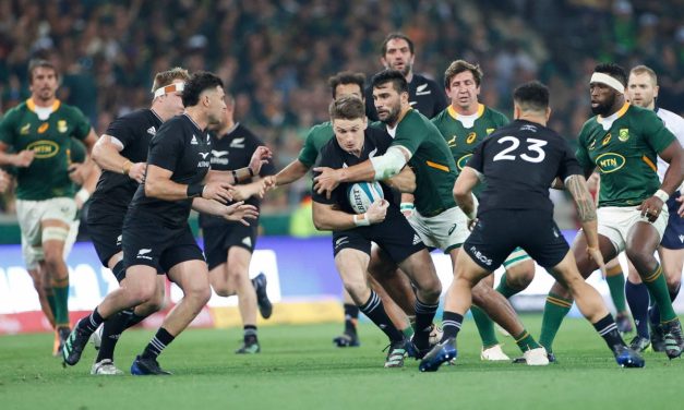 Olahraga Kekuatan Rugby Yang Menggunakan Kekuatan Otot