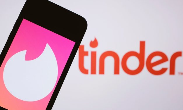Apk Kencan Online Melalui Sebuah Tinder
