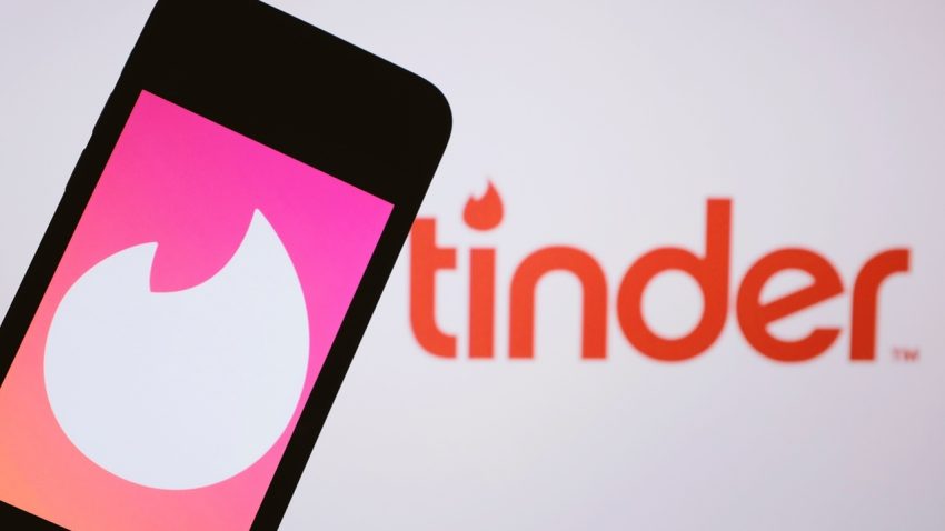 Apk Kencan Online Melalui Sebuah Tinder
