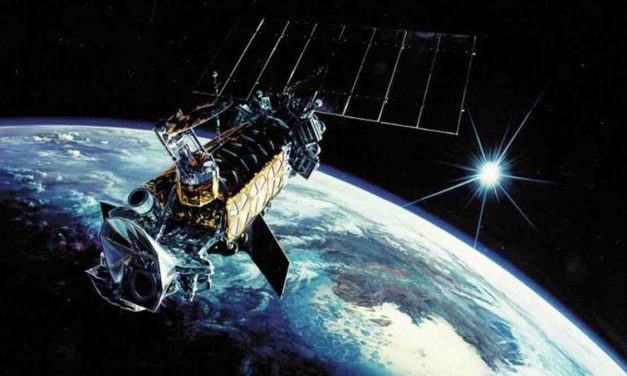 Orbit Benda Langit Atau Sebuah Satelit Buatan Zaman Modern