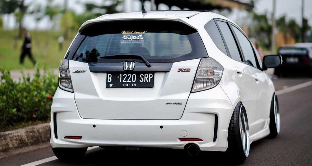 Kendaraan Honda Jazz Menjadi Mobilnya Anak Muda
