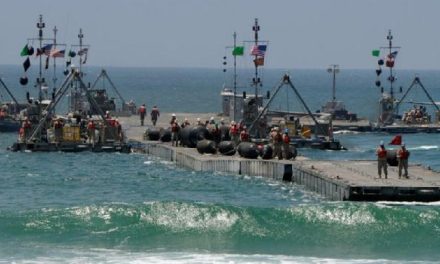 Pembangunan Pelabuhan Dermaga Untuk Kapal Berhenti