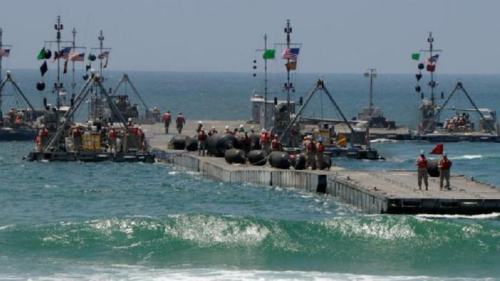 Pembangunan Pelabuhan Dermaga Untuk Kapal Berhenti