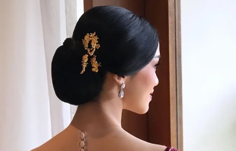 Benda Tradisional Sanggul Untuk Pemakaian Di Kepala