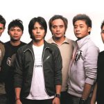 Sekelompok Anak Musik Atau Band Bernyanyi