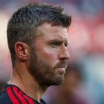 Seorang Pesepakbola Carrick Dengan Skillnya Bermain