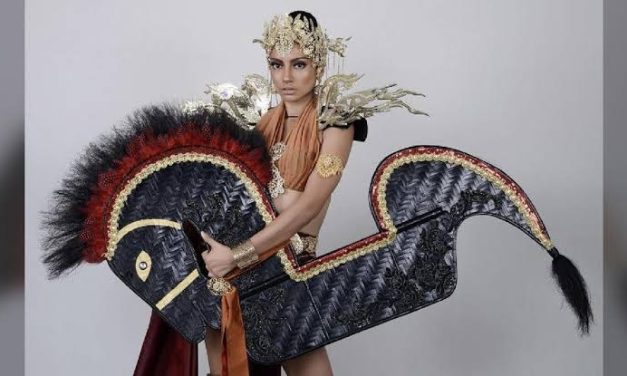 Sebuah Pertunjukan Budaya Kuda Lumping Di Indonesia