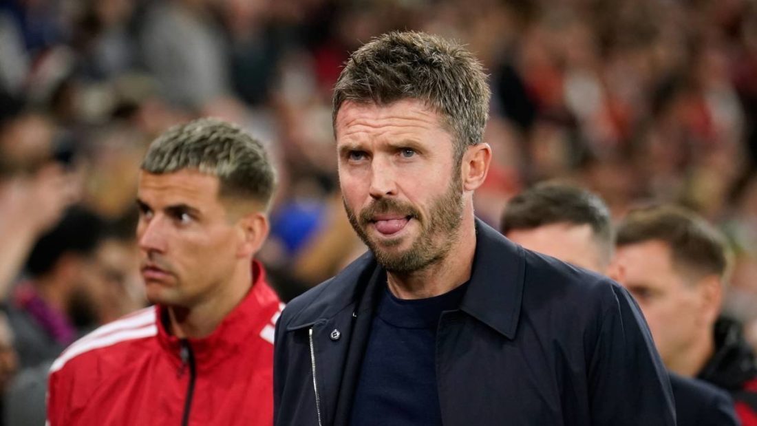 Pemain Bola Profesional Dari Inggris Michael Carrick
