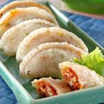 Makanan Ringan Cireng Dengan Isiannya